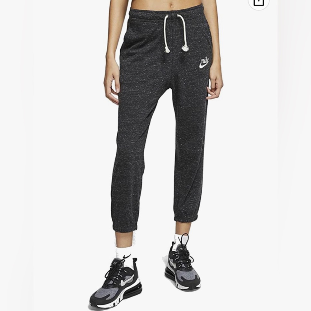 Nike Vintage capri joggers